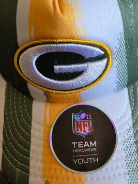 NFL Youth Green Bay Packers High Step Trucker Hat w Brushstroke Stripes